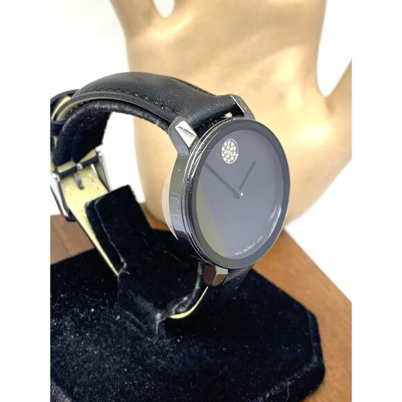Movado Women\ display picture 3